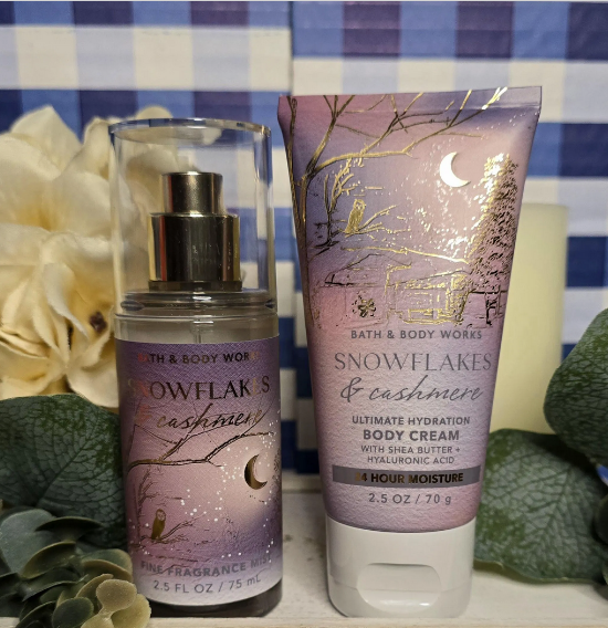 BATH AND discount BODY WORKS SNOWFLAKES AND CASHMERE SET